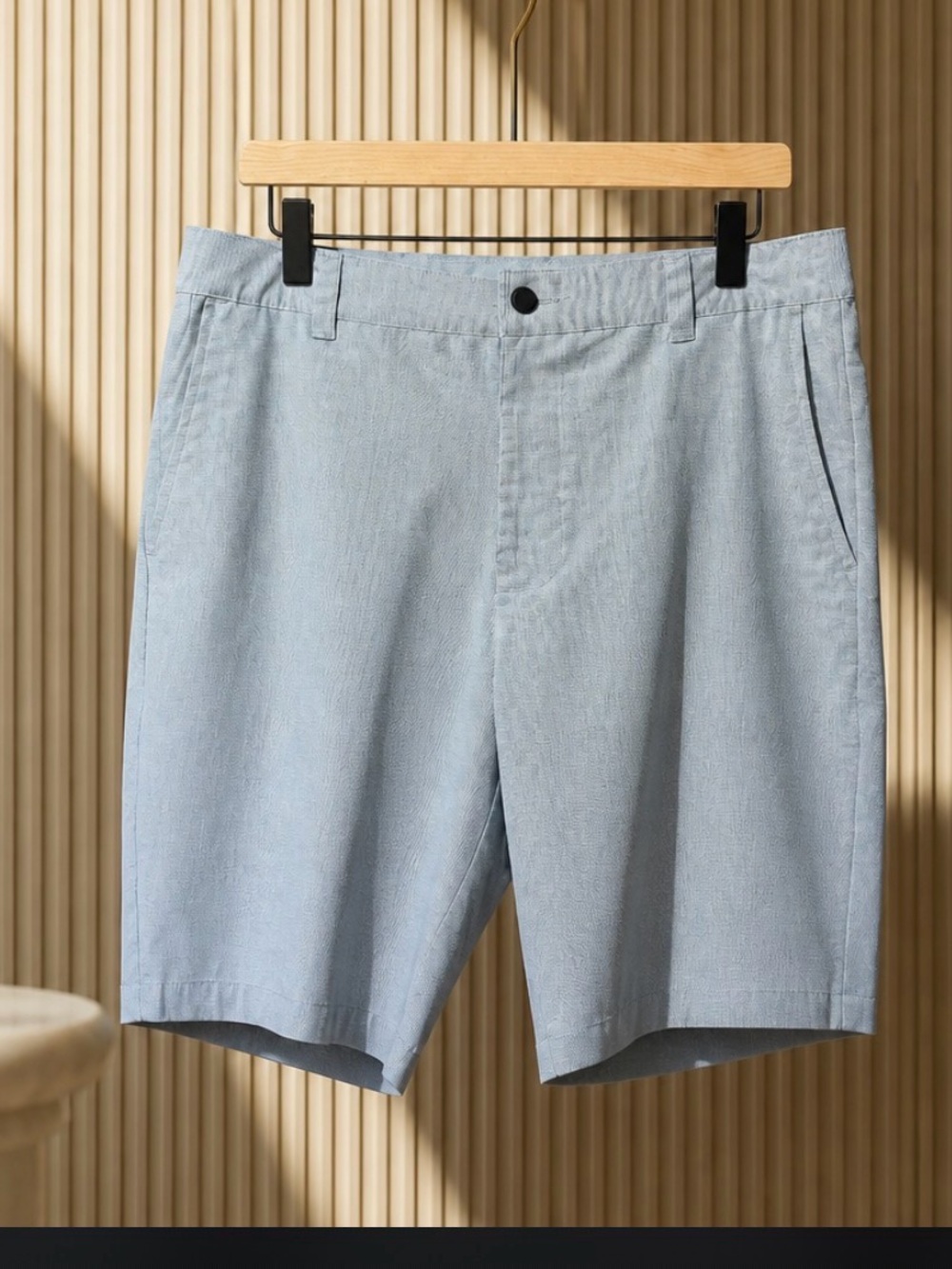 Banana Republic Light Gray Flat-Front Men's Shorts